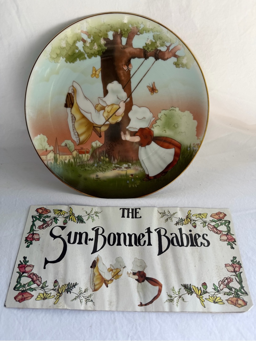 1981 Sun Bonnet Babies Swinging Plate Kern Collectibles Royal Bayreuth #459